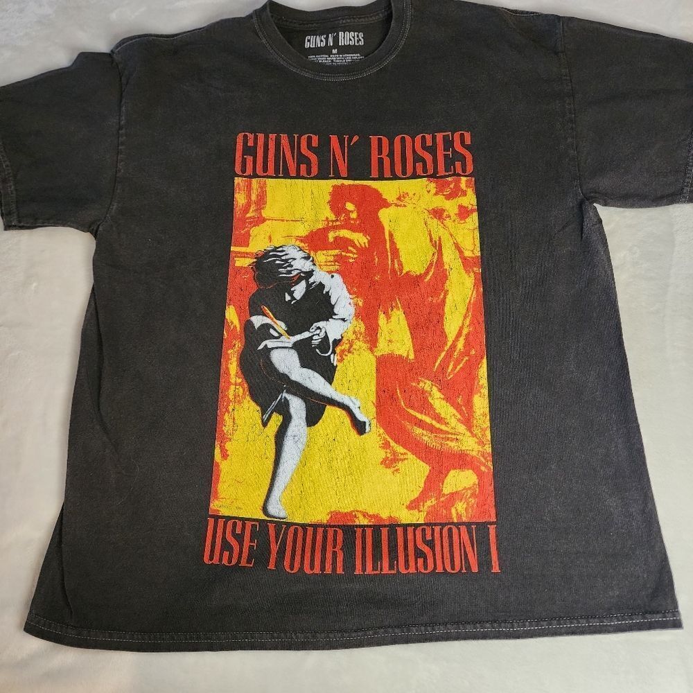 Guns N' Roses Get In The Ring Tshirt With Graphics Tshirt New With Out Tags